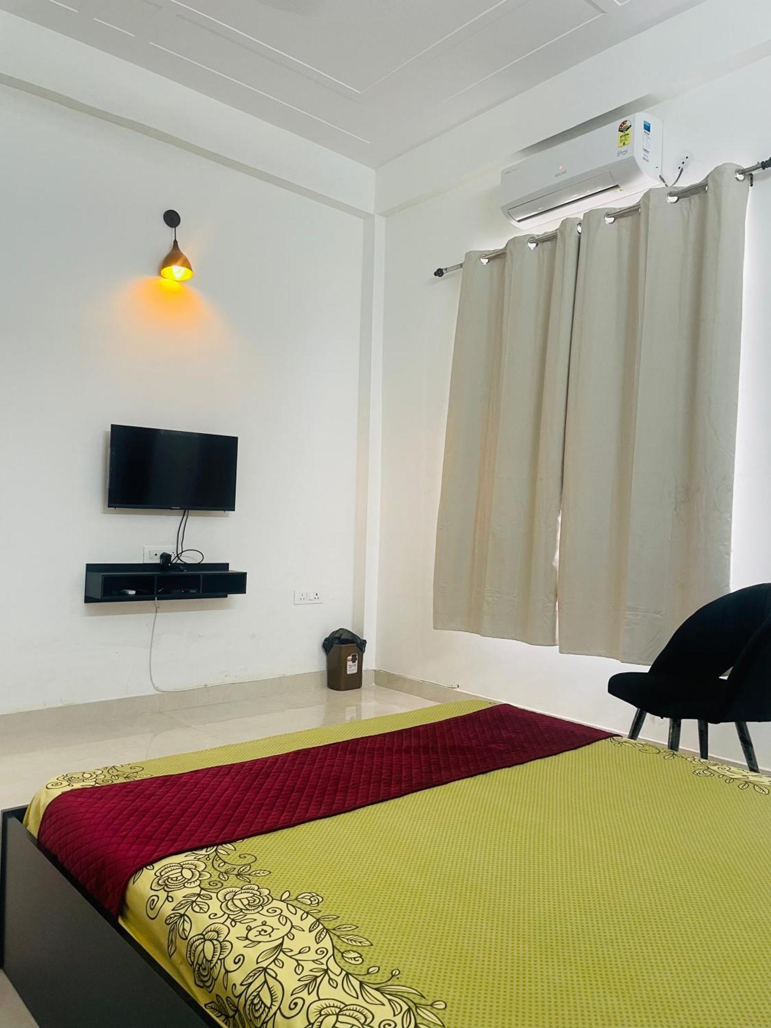 Atulyam Stays Sushant Golf City Lakhnaú Exteriér fotografie