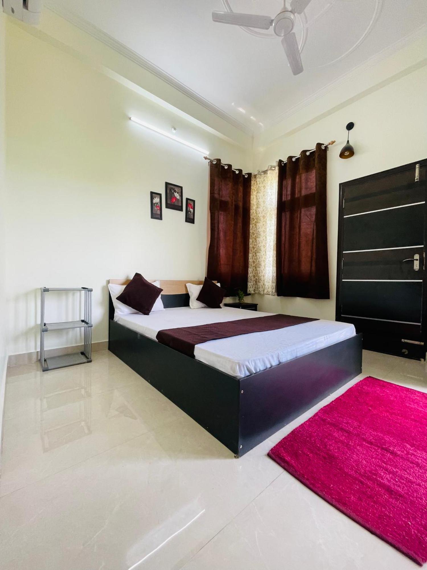 Atulyam Stays Sushant Golf City Lakhnaú Exteriér fotografie
