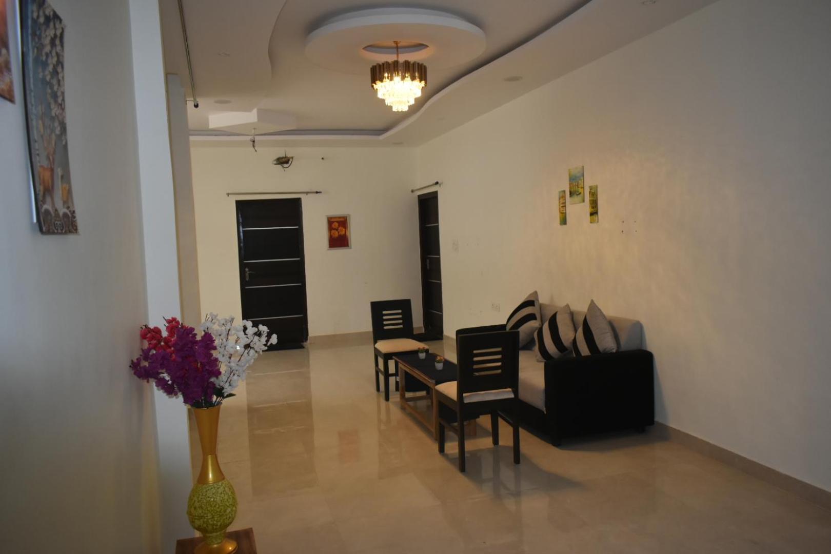 Atulyam Stays Sushant Golf City Lakhnaú Exteriér fotografie